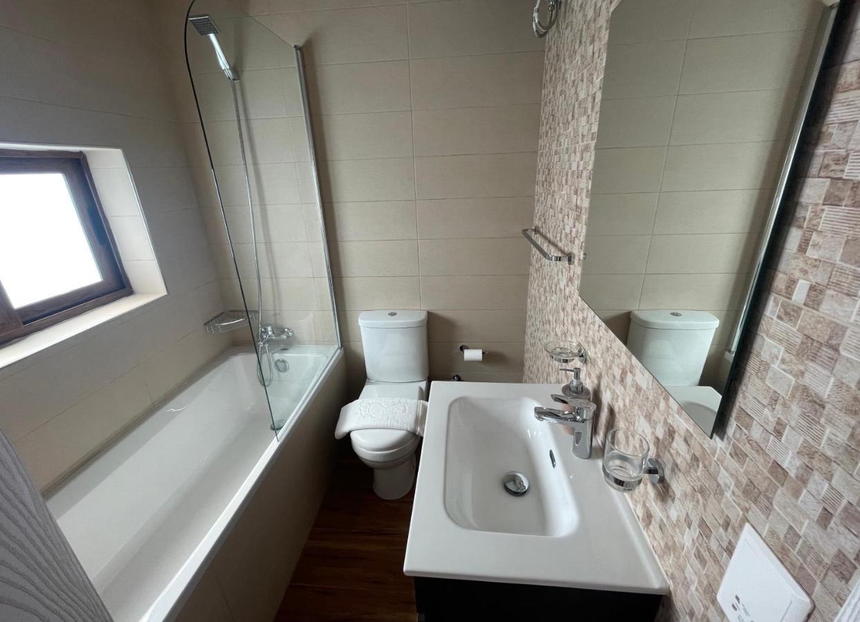 Bed and Breakfast Alina Boutique Living Victoria Exterior foto